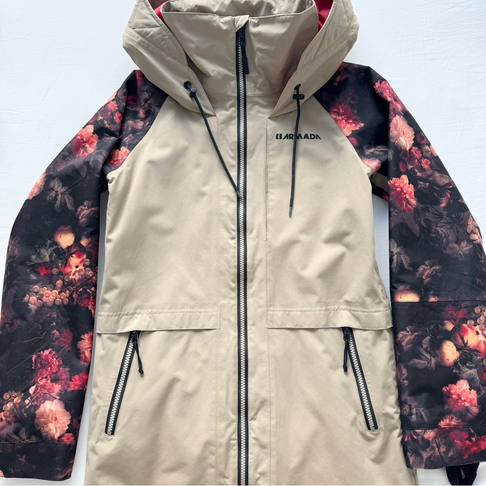 Armada
Gypsum Snow Jacket - Women's